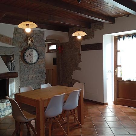 Ca' Baetti L'Antico Borgo Bed & Breakfast Roncola Exterior photo