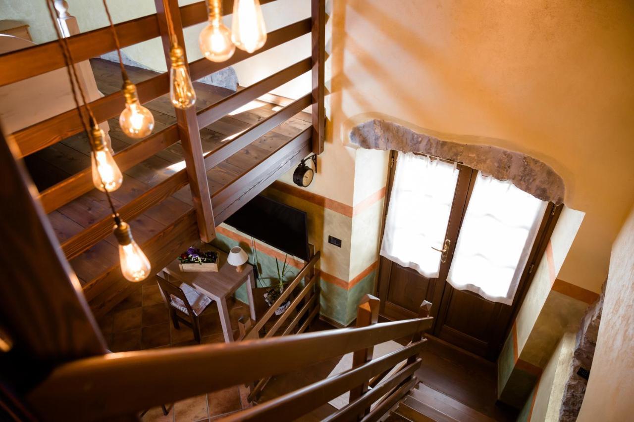 Ca' Baetti L'Antico Borgo Bed & Breakfast Roncola Exterior photo